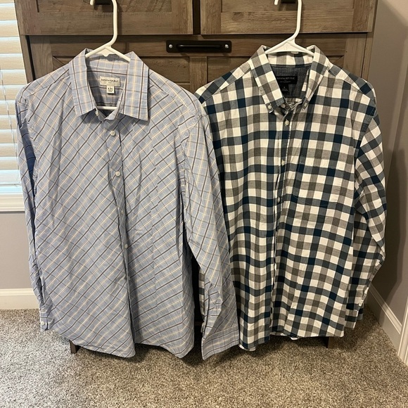 Banana Republic Lot of 2 Men’s Button Down Shirt Sz L - Picture 1 of 5